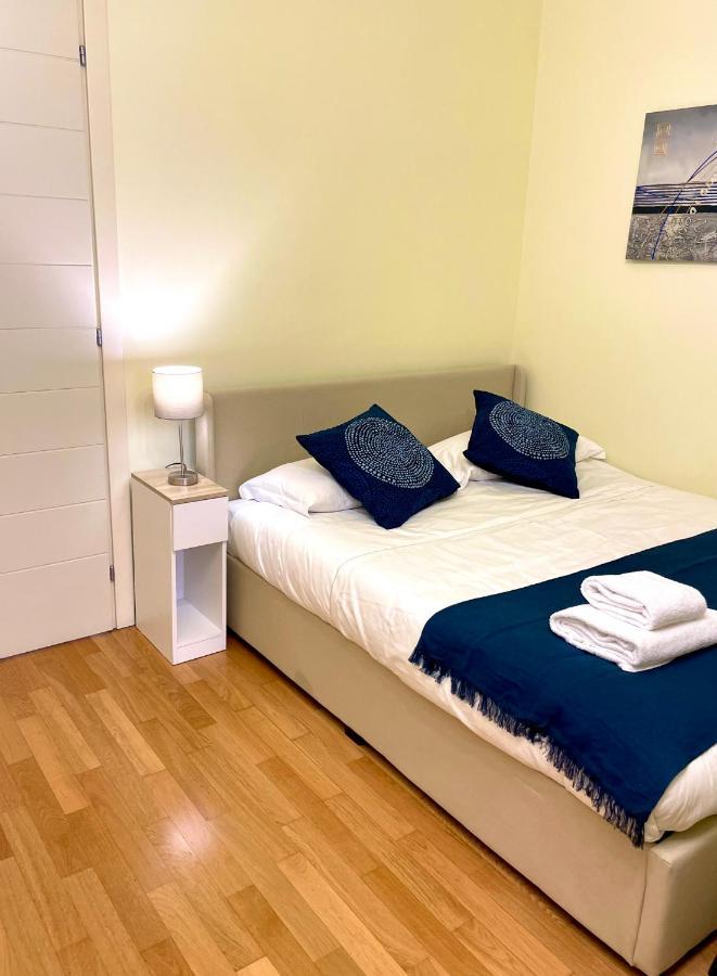 Luxury Four-Room Apartment In Monza Centro - 2 Min Walk To Train Station エクステリア 写真